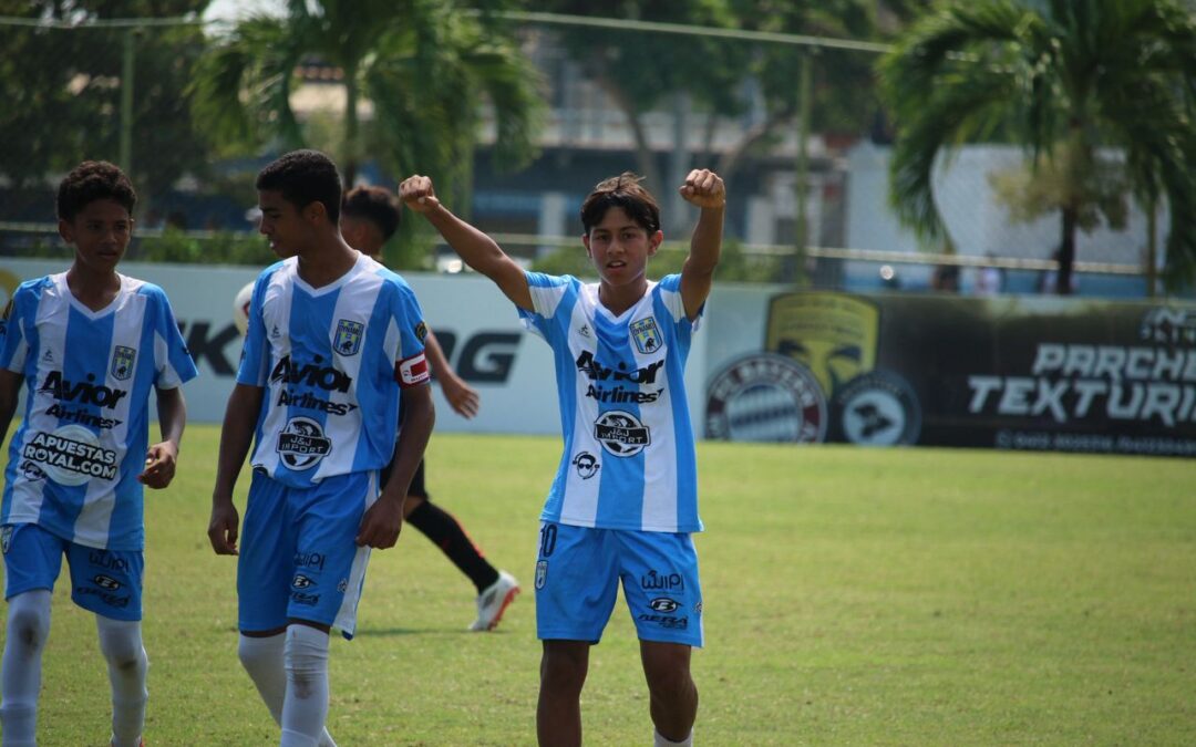 FUTVE JUNIOR  │ Bloque Bajo búfalo dominó a Aragua en el Massiani